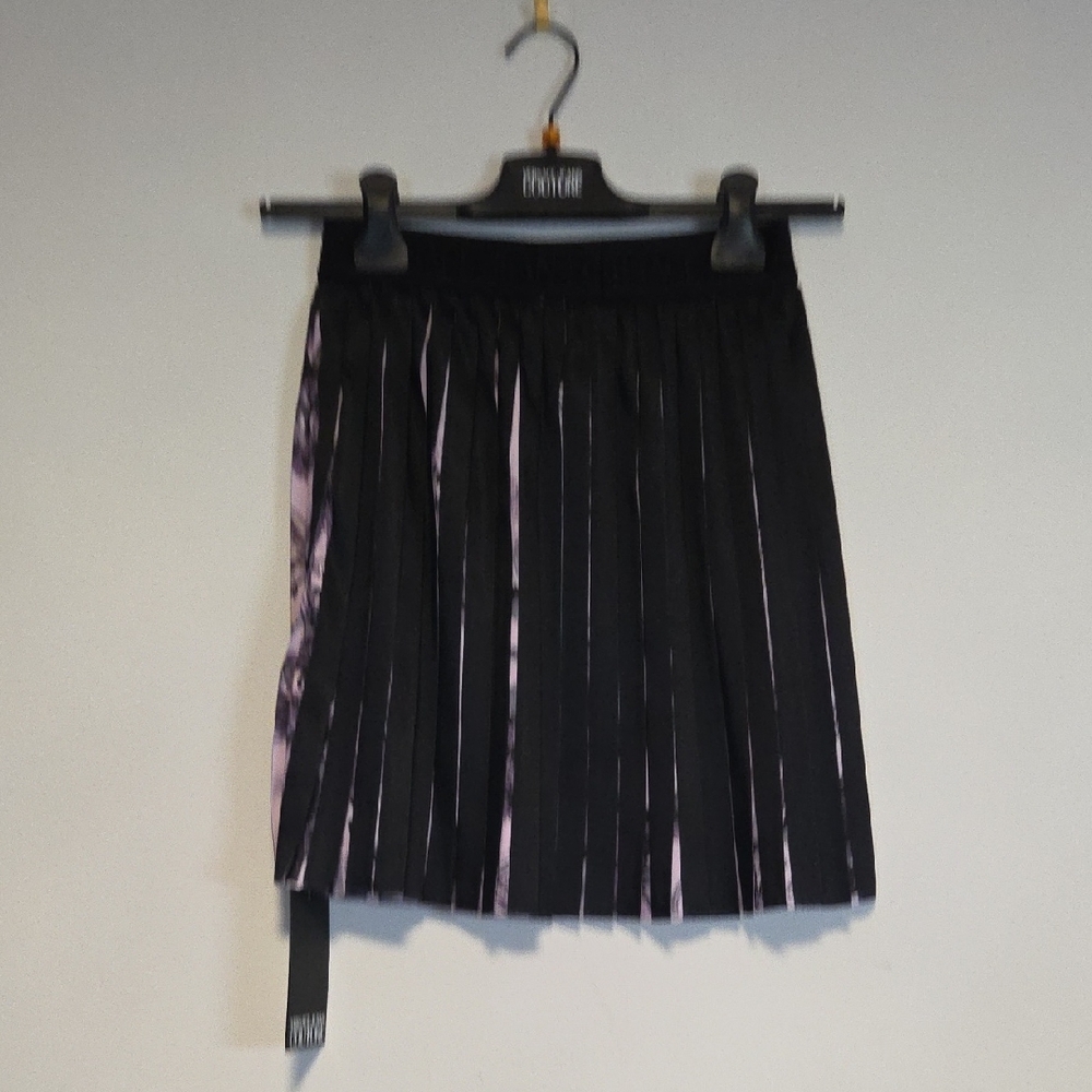 Stylish Black and Purple Mini Skirt